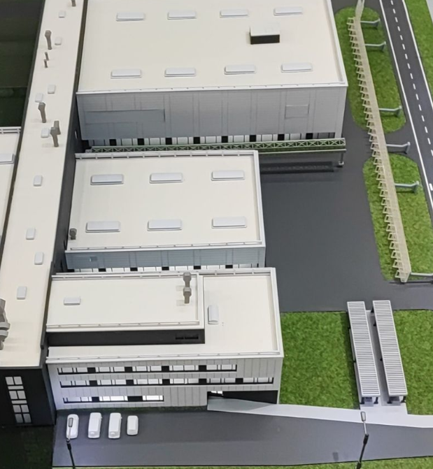 La maquette de l’Installation de Recyclage des Déchets Organiques, développée par ARI Model, est un système efficace et innovant qui combine la collecte des déchets organiques, la digestion anaérobie, le compostage et la production de biogaz dans un 