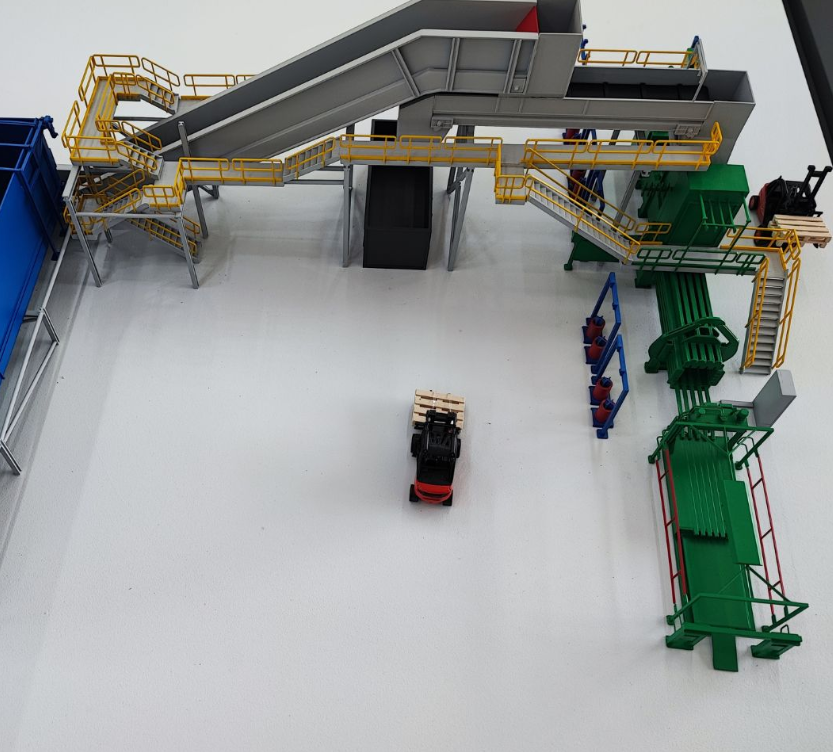 Une maquette physique détaillée développée par ARI Maquette pour les entreprises exposant à Recycling Technik. Alliant ingénierie précise, éléments architecturaux réalistes et fonctionnalités interactives, ces maquettes personnalisées maximisent la v