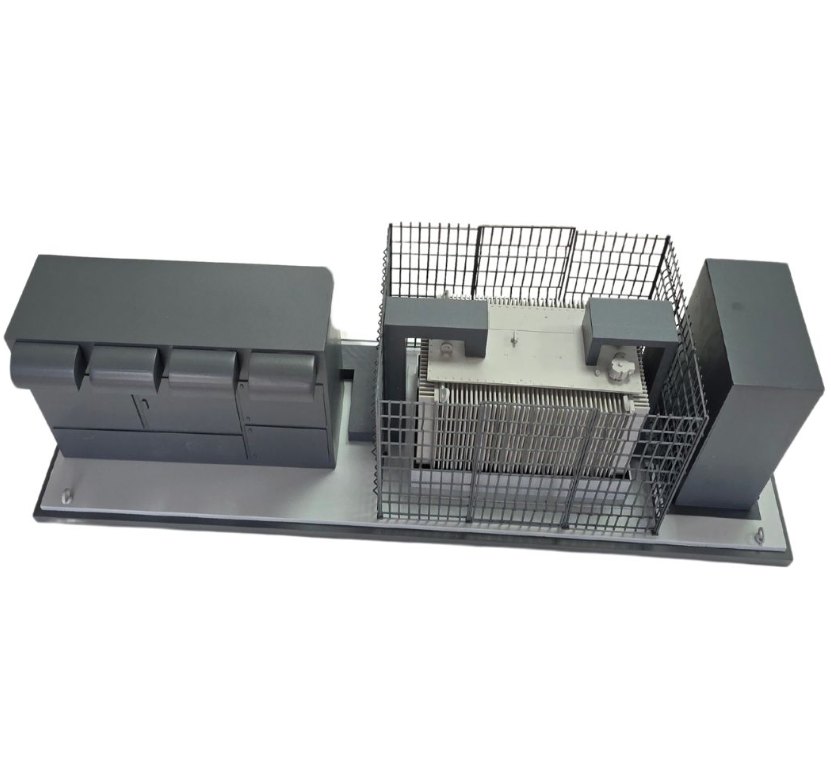 Une maquette physique éclairée et animée, de haute précision, réalisée par ARI Maquette pour les exposants d’Energy Storage Europe. Alliant ingénierie de précision, effets lumineux synchronisés et animations mécaniques interactives, cette maquette ma