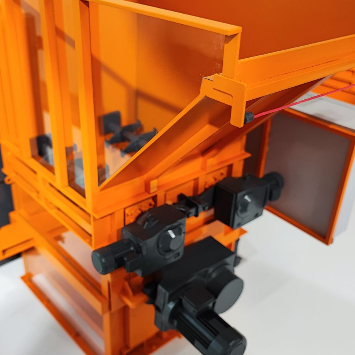 Une maquette physique hautement détaillée, illuminée et animée, conçue par ARI Maquette pour les exposants de la Suisse Energie Expo. Grâce à une précision d'ingénierie de qualité aérospatiale, un éclairage dynamique programmable et une animatio