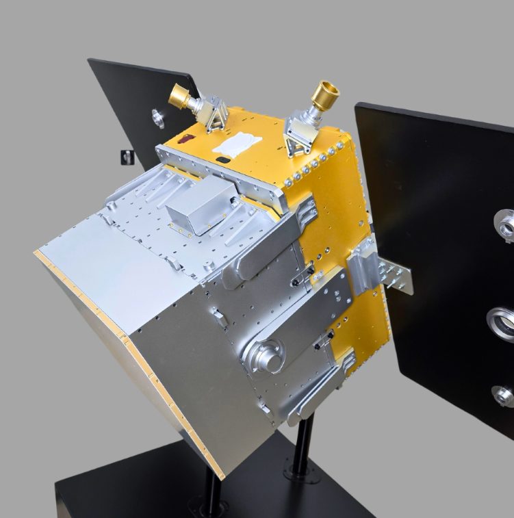 Des maquettes physiques détaillées par ARI Maquette pour le Security Essen, représentant des solutions de sécurité modernes telles que réseaux de surveillance, bâtiments intelligents, infrastructures de cybersécurité, drones et centres d’urgence. Grâ
