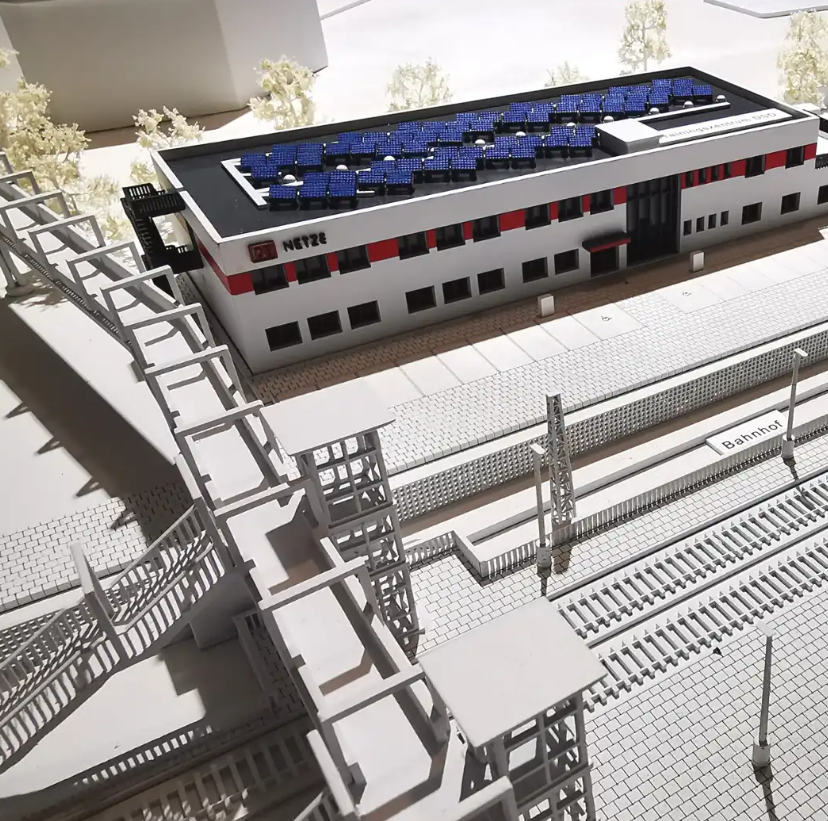 Une maquette architecturale sur mesure, éclairée et animée, créée par ARI Maquette pour le Digital Education Show. Fabriquée à partir de matériaux de haute qualité et dotée de technologies d’éclairage avancées, cette maquette crée des effets visuels 
