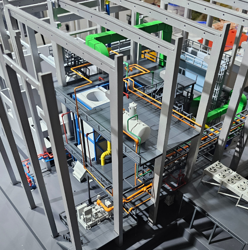 Une maquette d’exposition sur mesure réalisée par ARI Maquette pour Teaching Innovations Europe, intégrant un éclairage précis, des animations et un savoir-faire artisanal. Avec plus de deux décennies d’expertise, ARI Maquette transforme les concepts